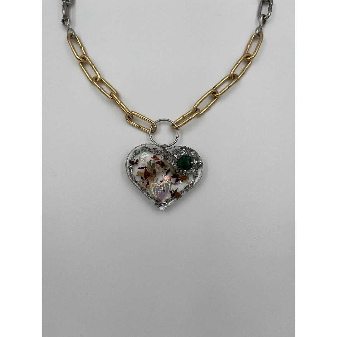 COLLIER_SACHA