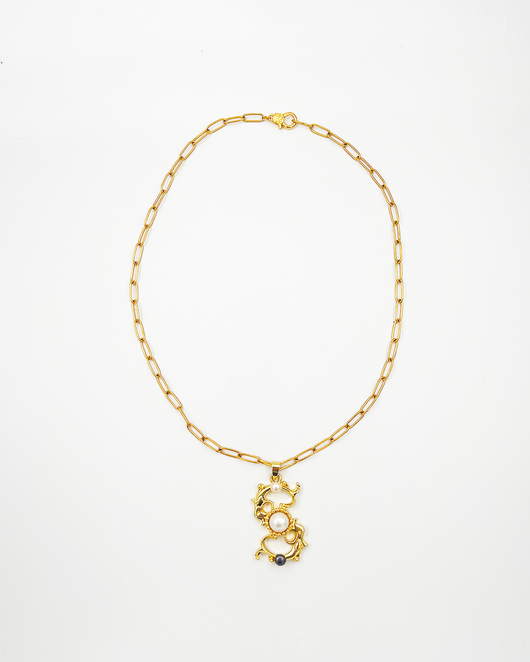 COLLIER_LE S