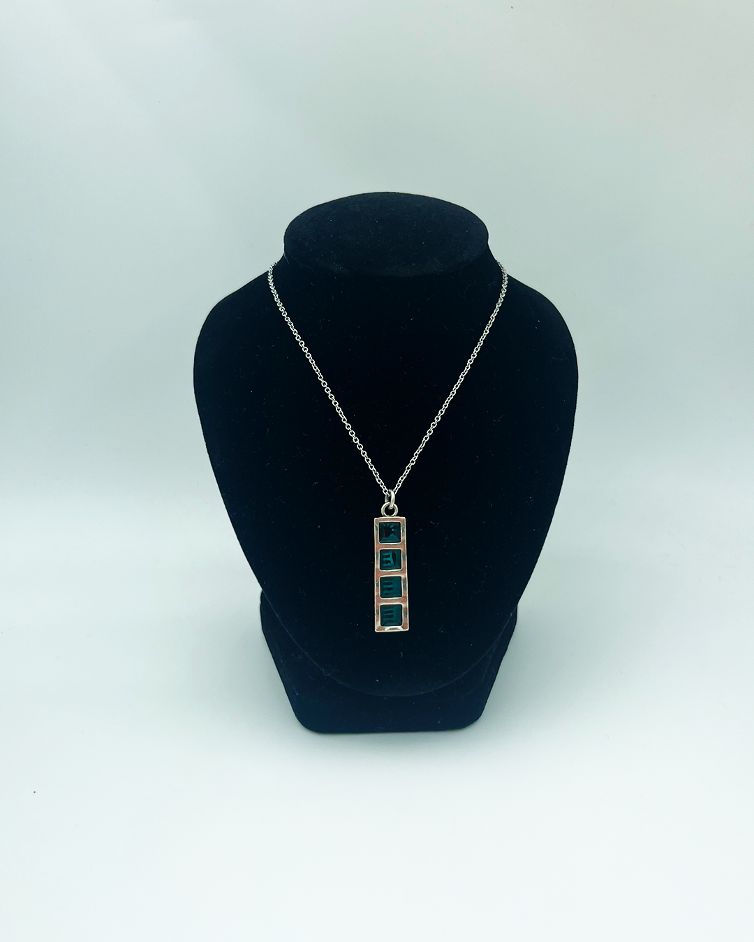 COLLIER_BICHE DE BERE UPCYCLÉ