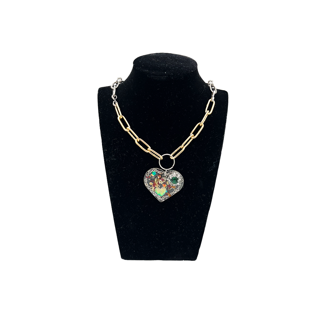 COLLIER_SACHA
