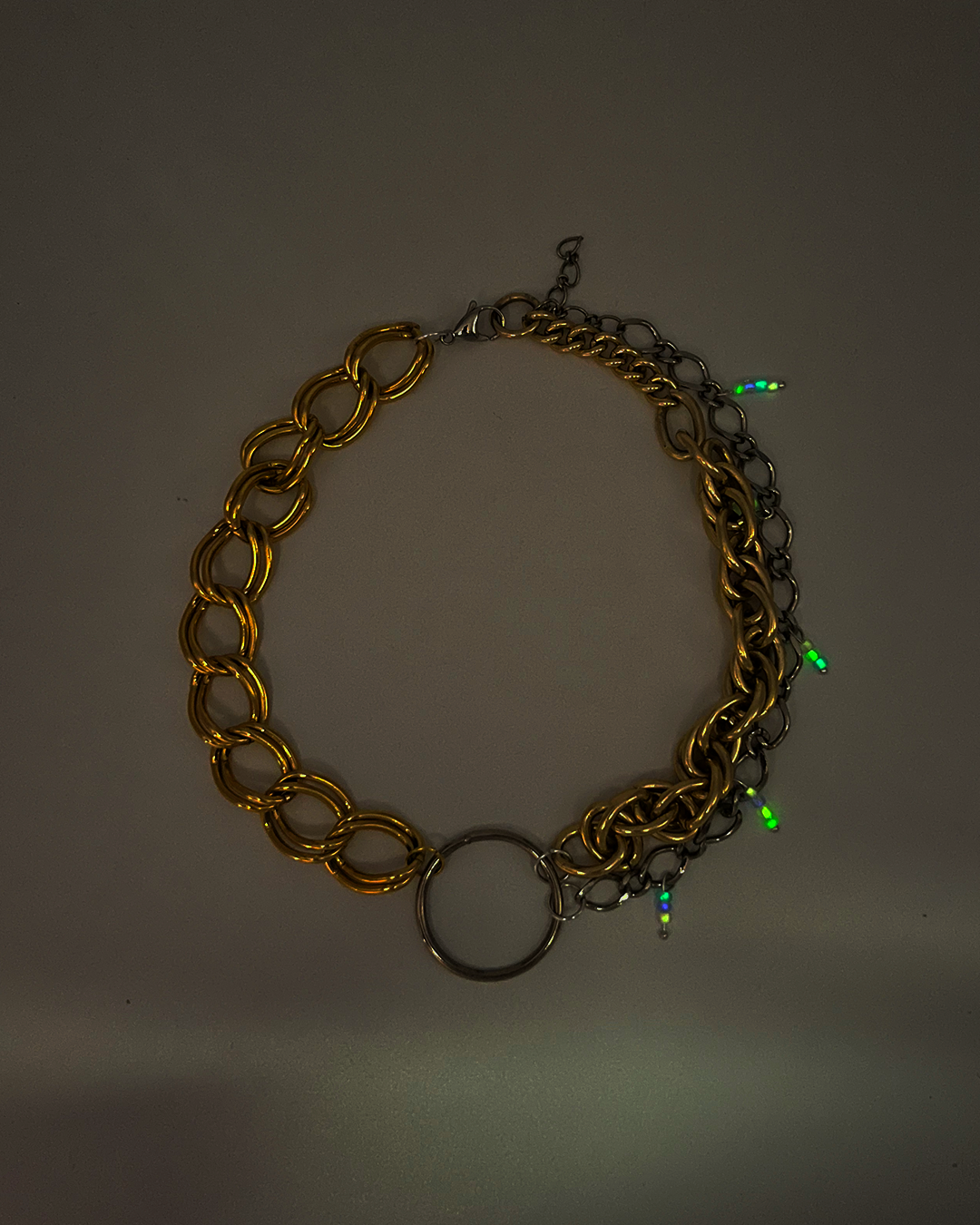 COLLIER_ORAM