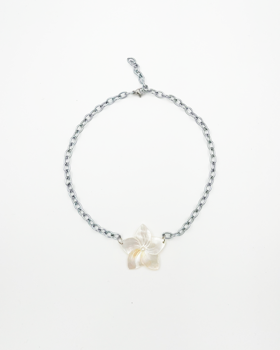 COLLIER_HIBISCUS ARGENTÉ