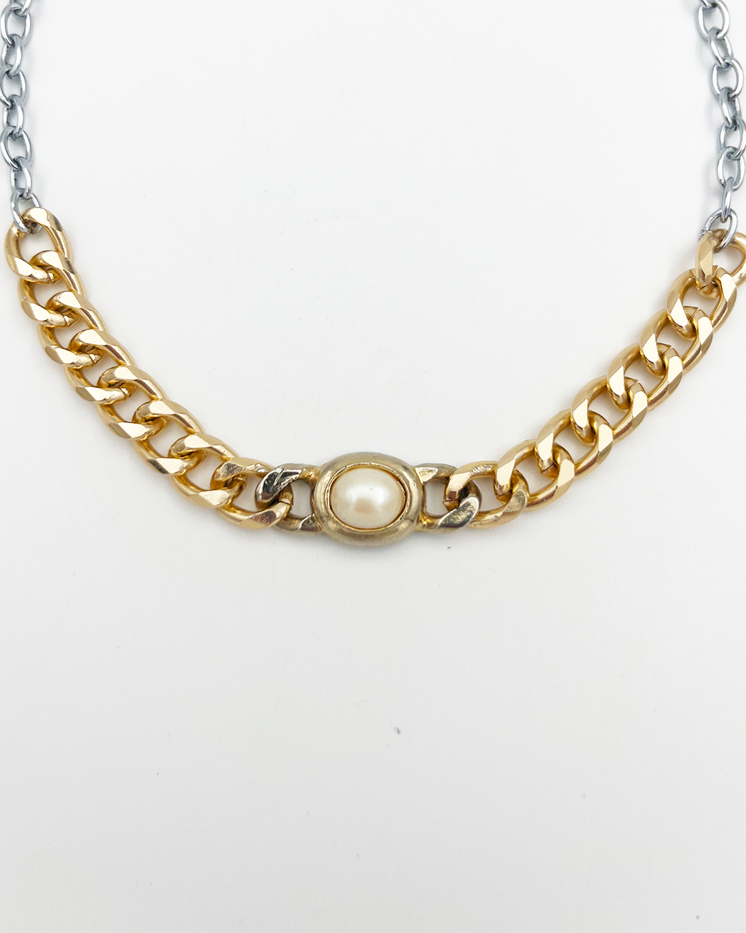 COLLIER_PEARL