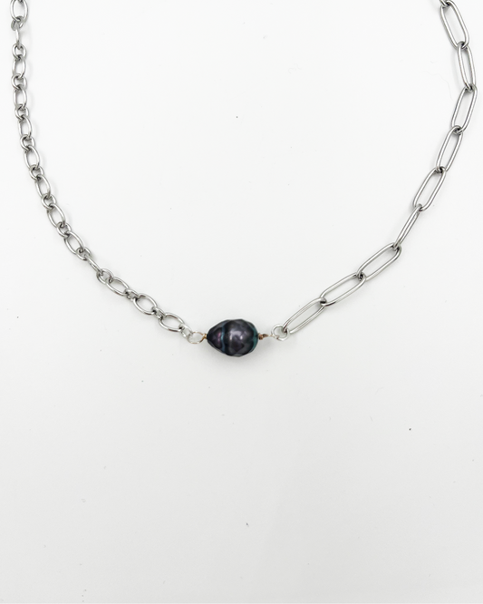 COLLIER_GREY PEARL