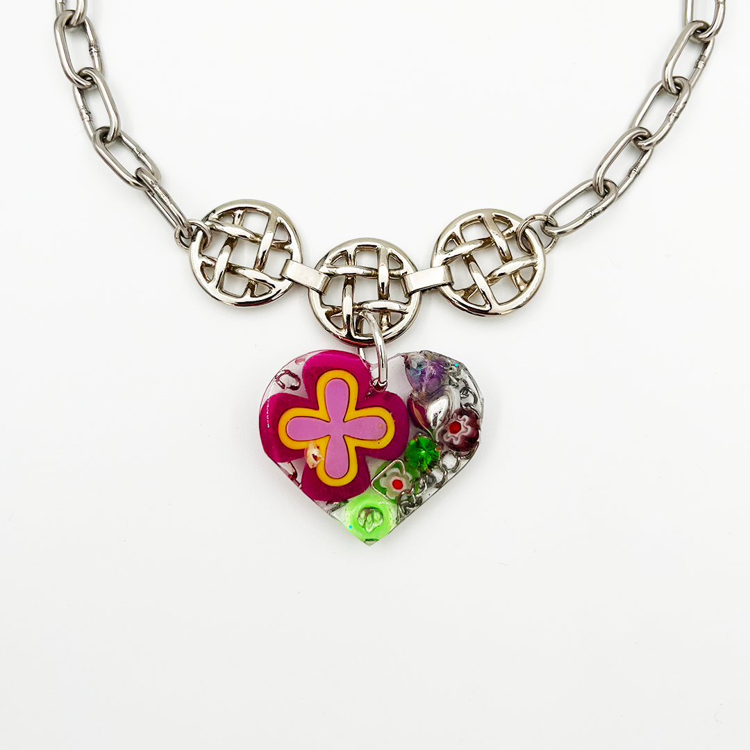 COLLIER_LOLA