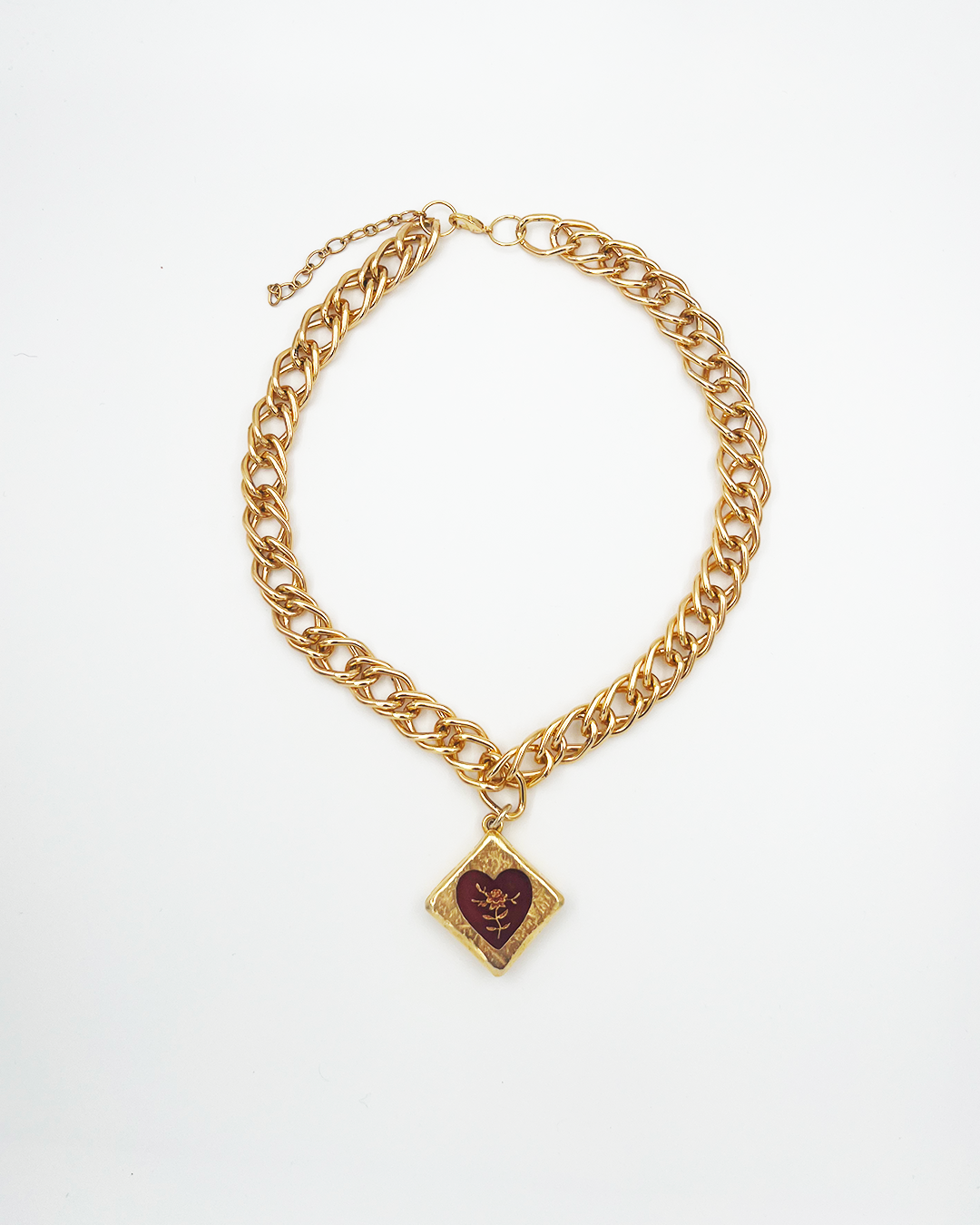 COLLIER_SECRET
