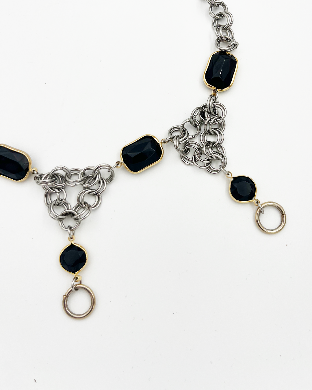 COLLIER_THEIA