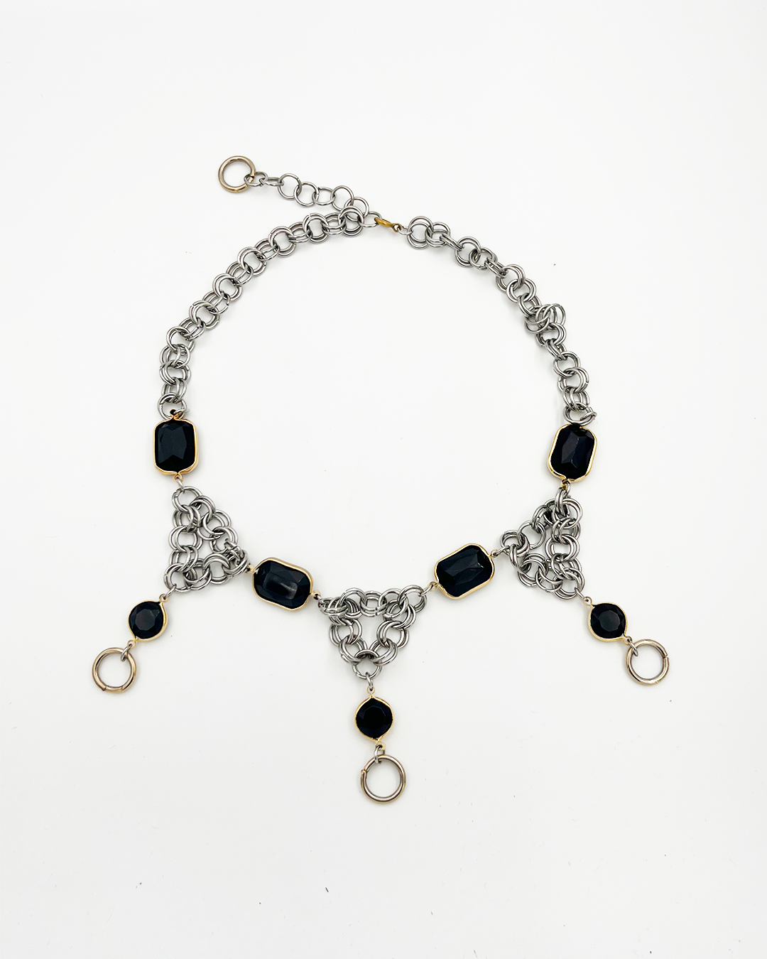 COLLIER_THEIA