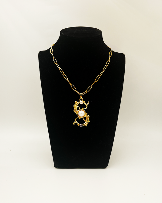 COLLIER_LE S