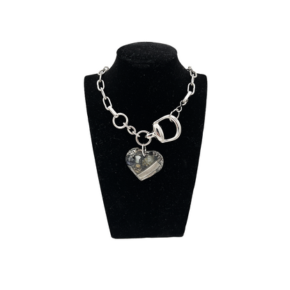 COLLIER_CHRISTINE