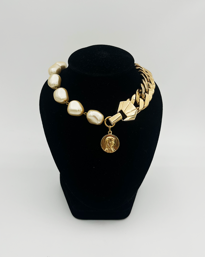 COLLIER_PEARL