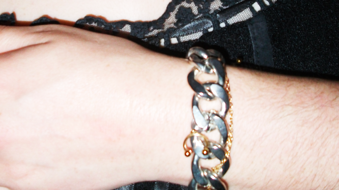 BRACELET_PIERCINGS