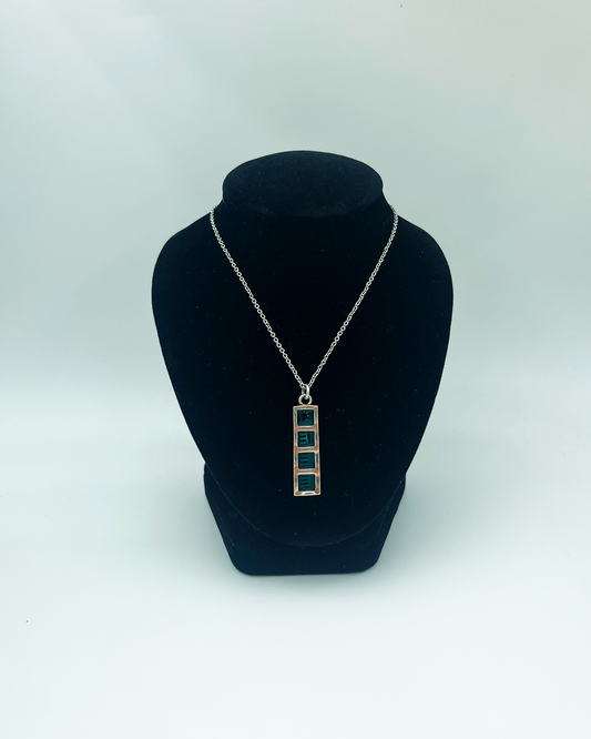 COLLIER_BICHE DE BERE UPCYCLÉ