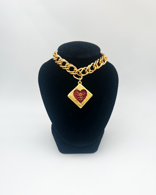 COLLIER_SECRET