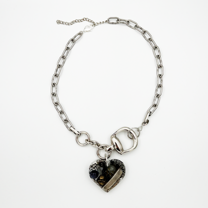 COLLIER_CHRISTINE