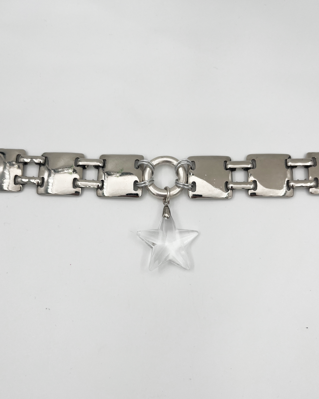 COLLIER_STAR