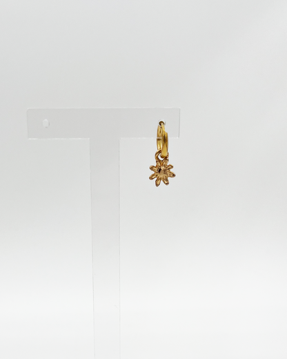 BOUCLE_FLOWER 4