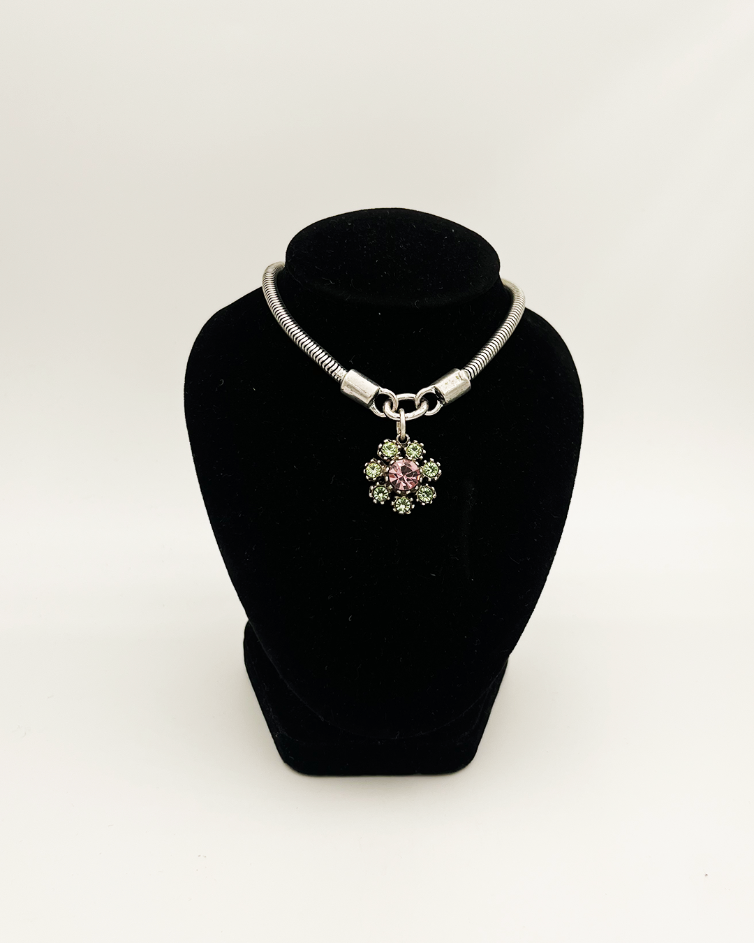 COLLIER_FLOWER