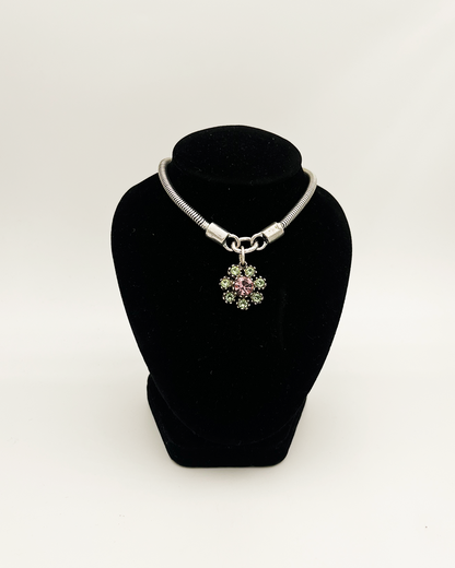 COLLIER_FLOWER