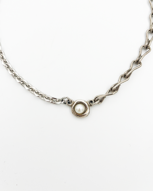 COLLIER_PEARL