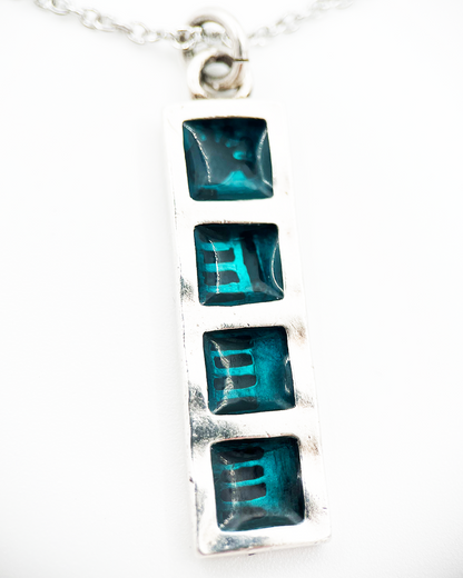 COLLIER_BICHE DE BERE UPCYCLÉ