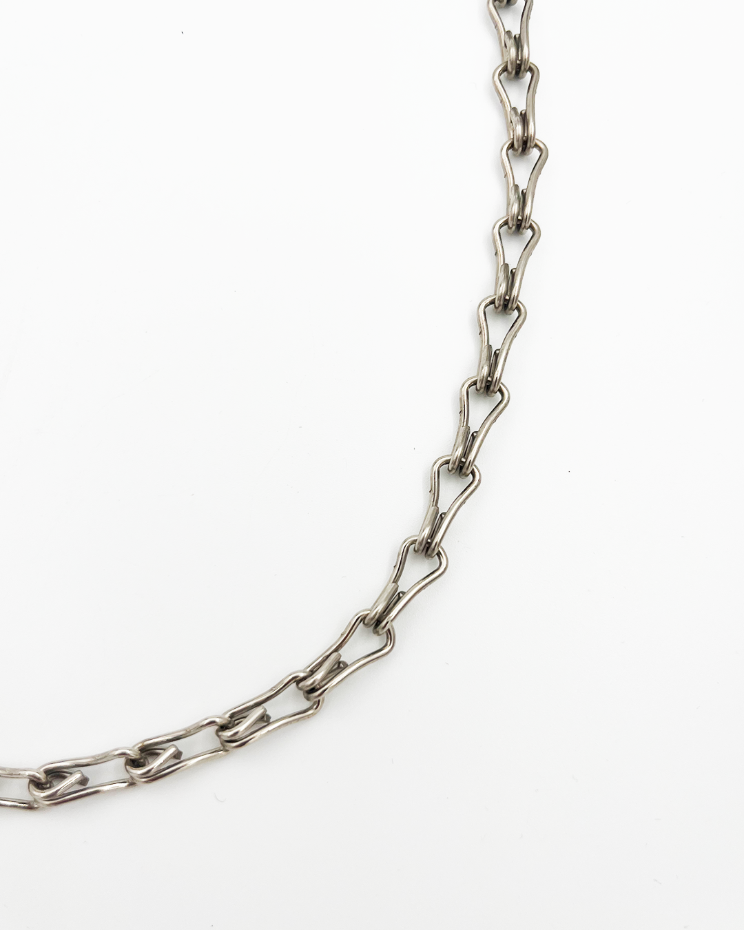 COLLIER_SILVER