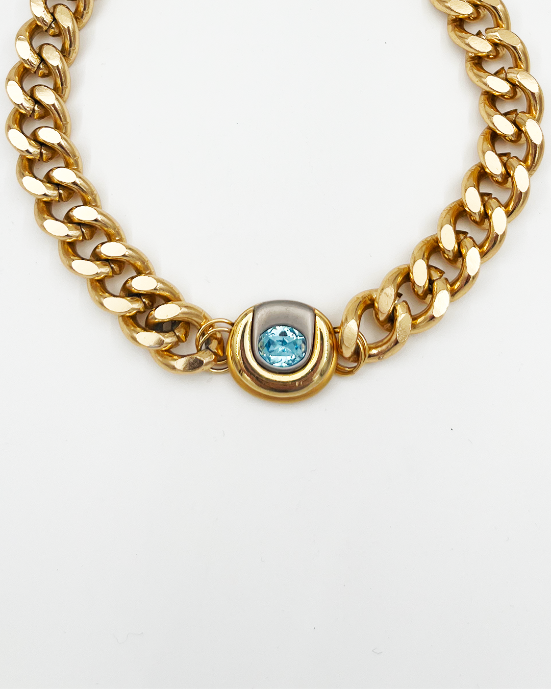 COLLIER_BLUE EYE