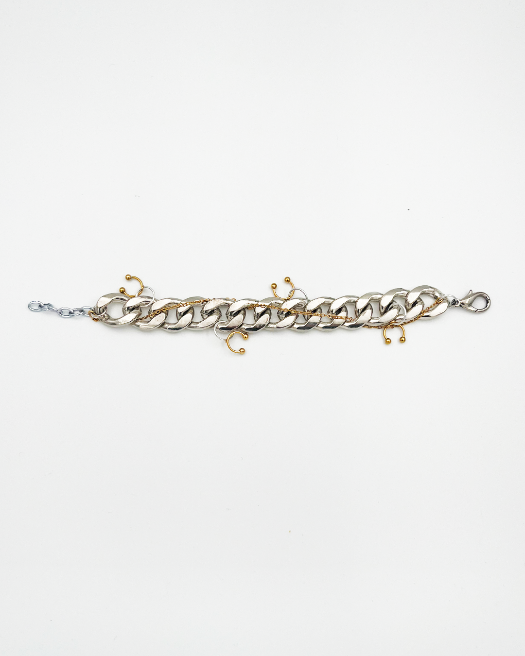 BRACELET_PIERCINGS