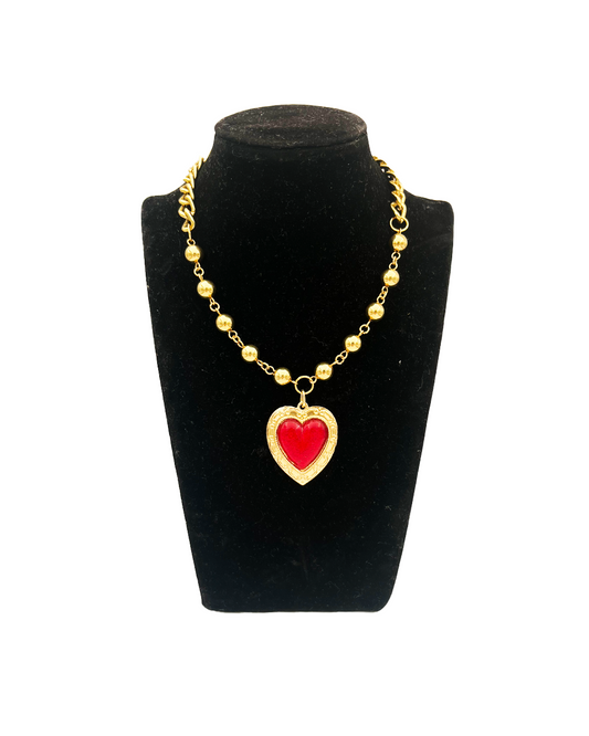 COLLIER_VALENTINE