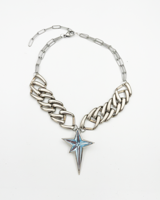 COLLIER_MUGLER