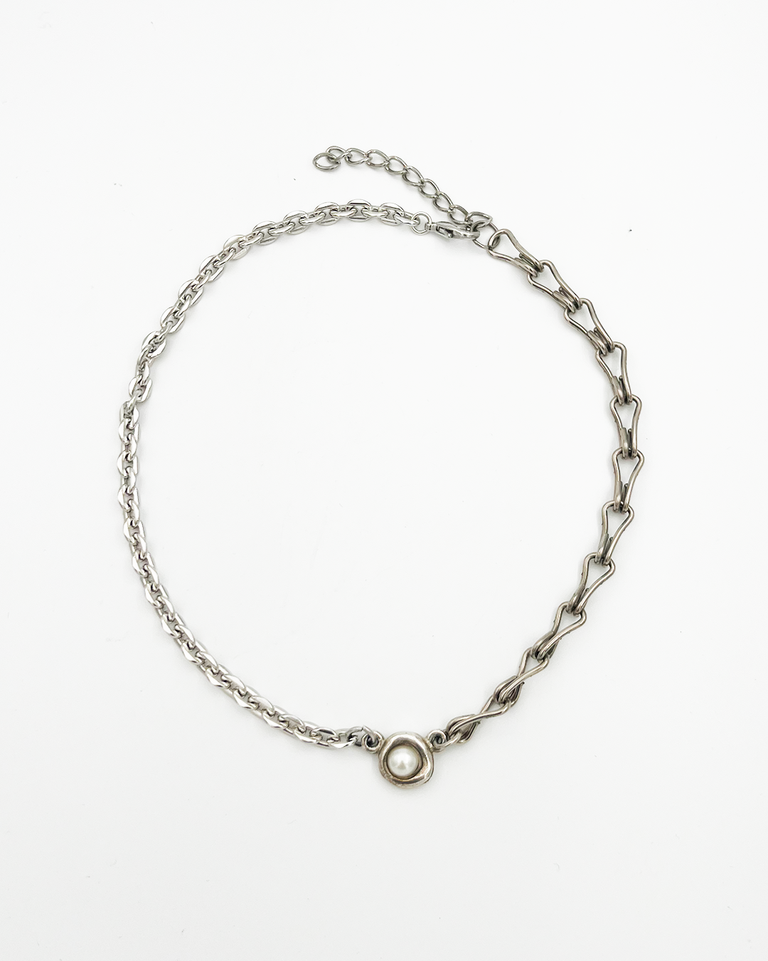 COLLIER_PEARL
