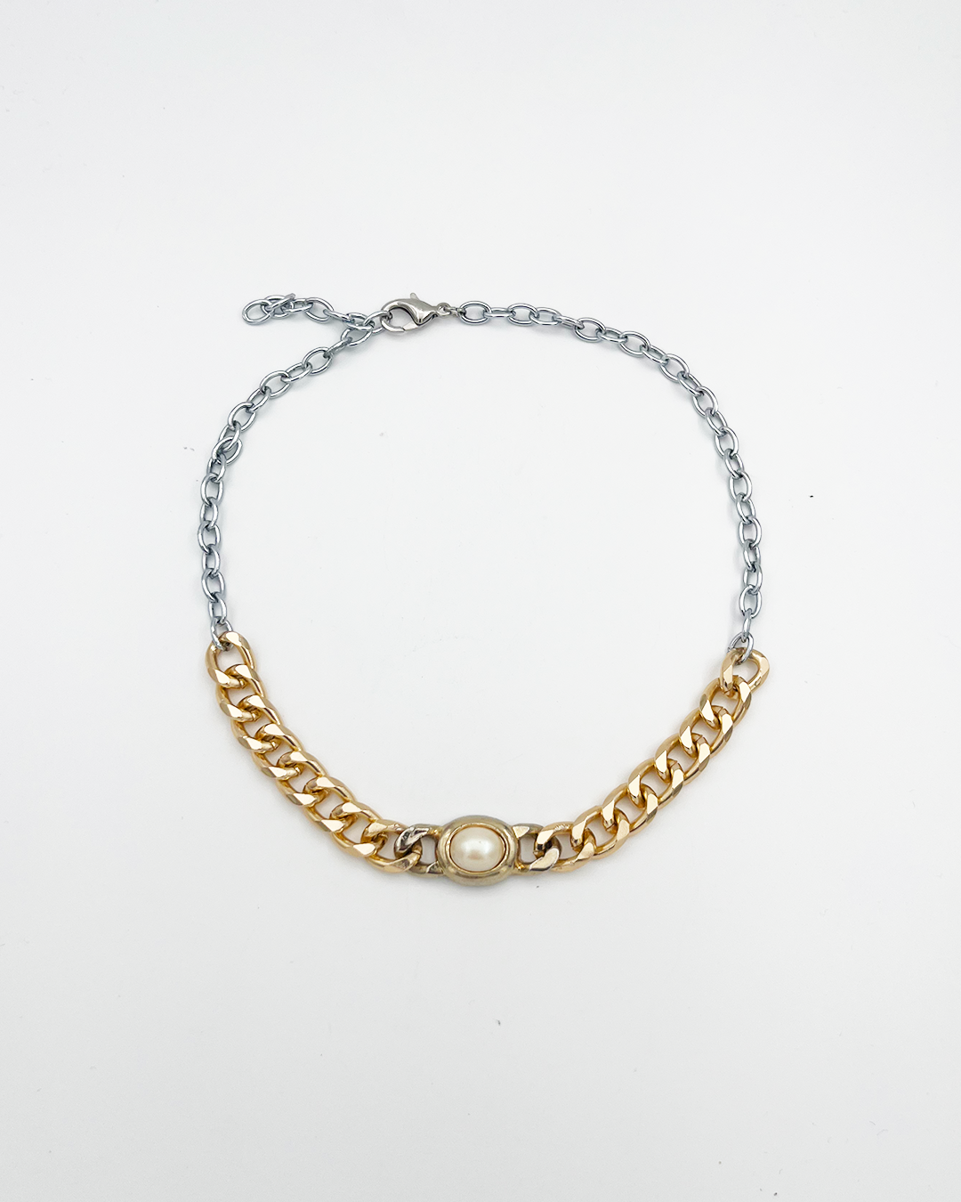 COLLIER_PEARL