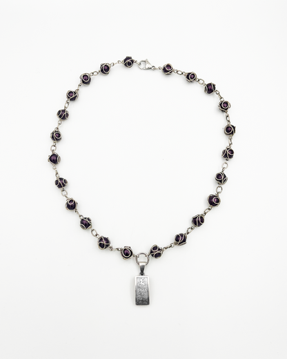 COLLIER_PURPLE