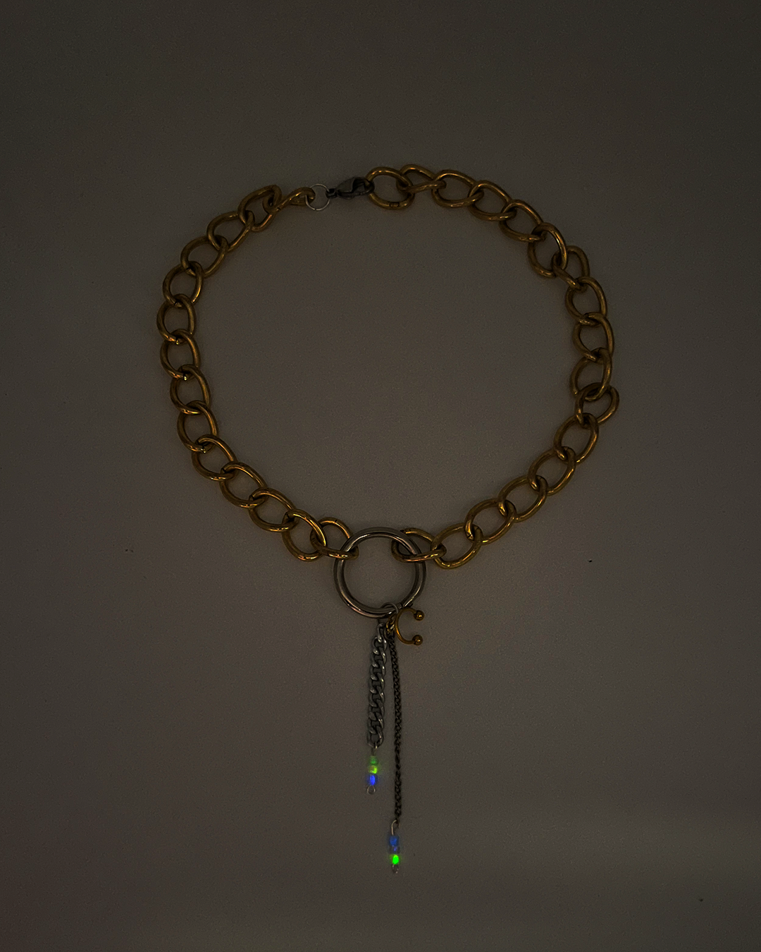 COLLIER_XEON